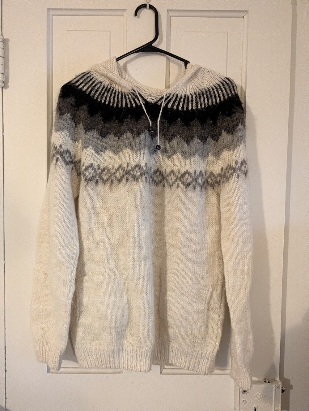 Chasqui Alpaca Wool Hooded Sweater